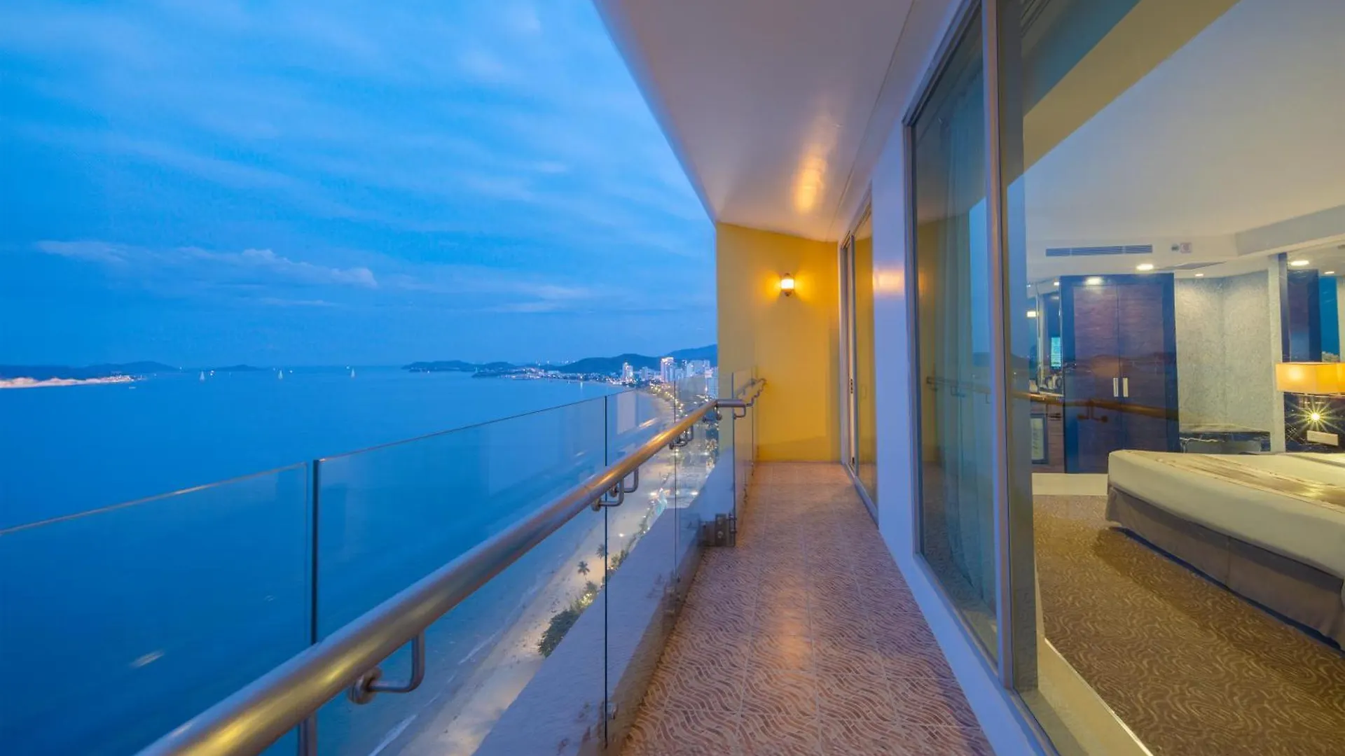 Havana Nha Trang Hotel