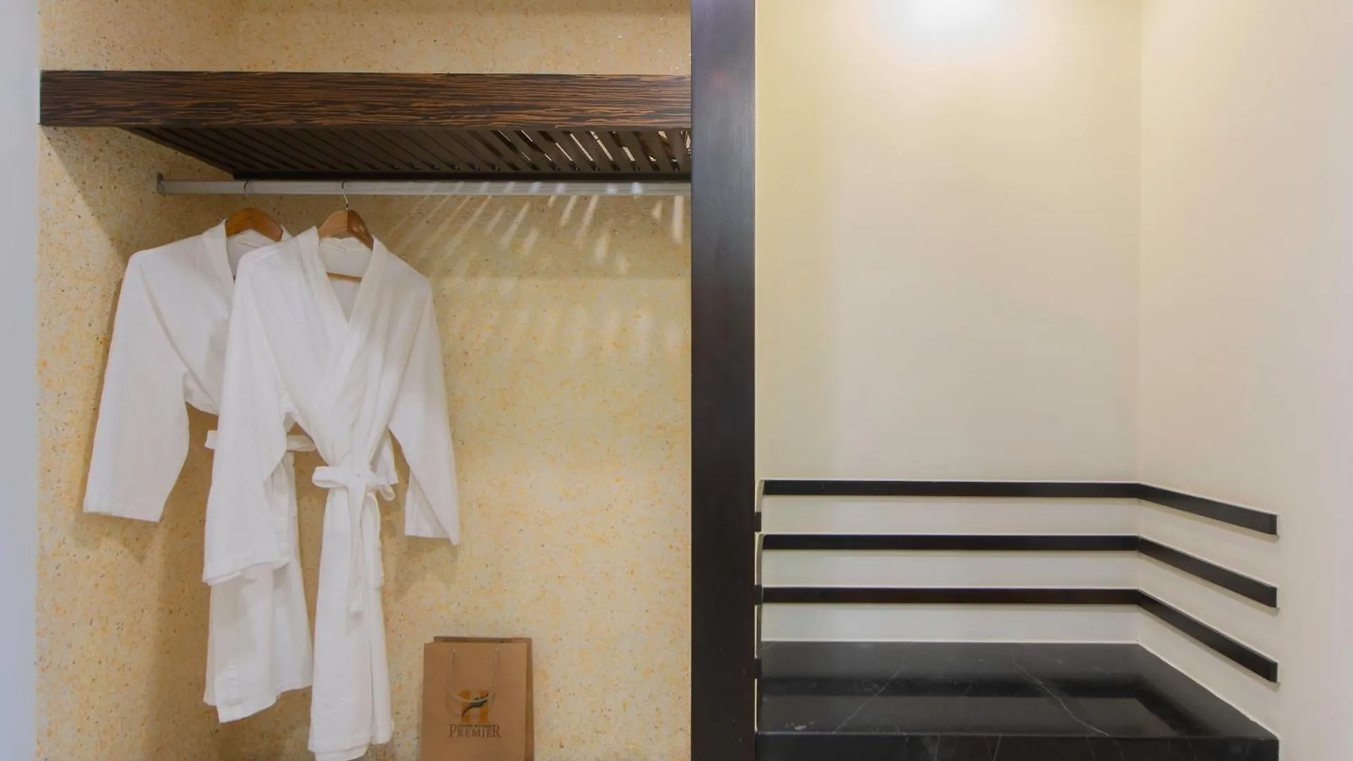Havana Nha Trang Hotel